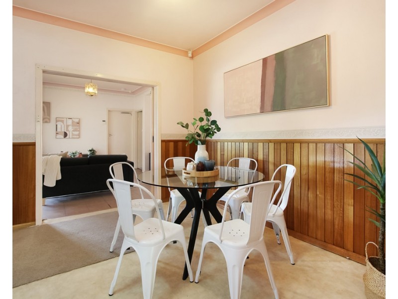 537 Sanders Road, Lavington NSW 2641