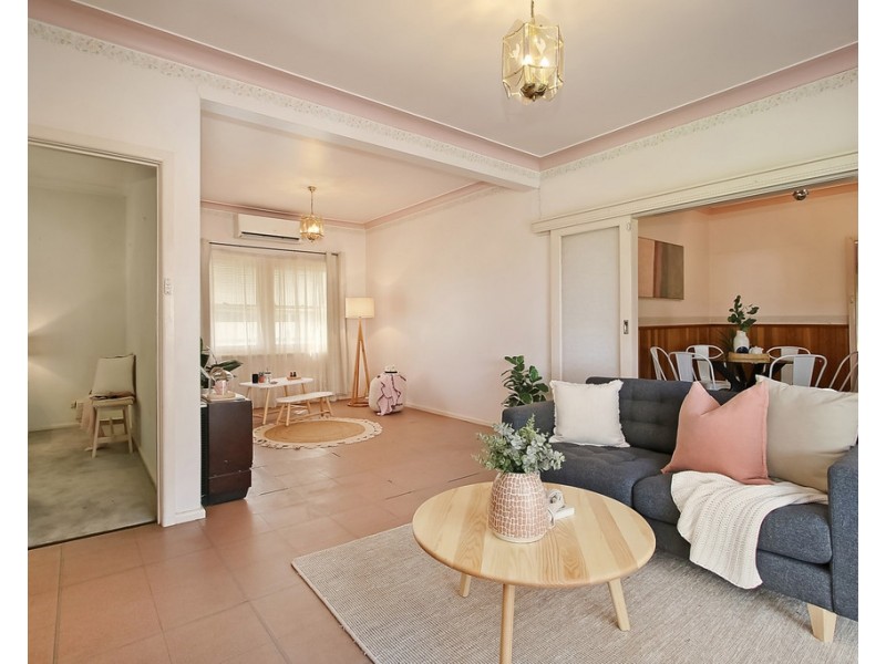 537 Sanders Road, Lavington NSW 2641