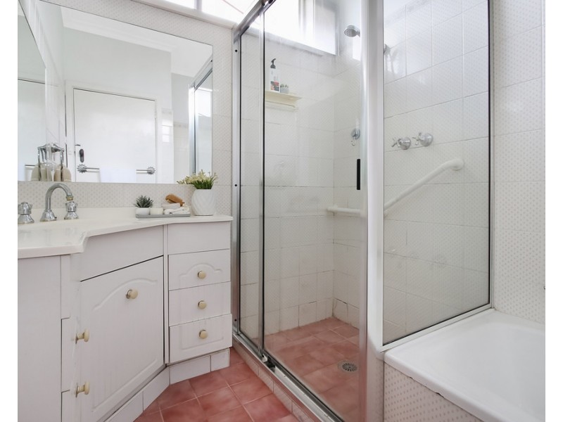 537 Sanders Road, Lavington NSW 2641