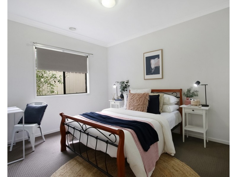 83 Lawson Circuit, Lavington NSW 2641