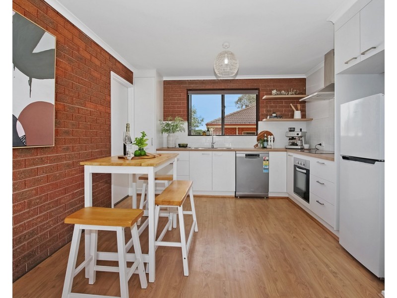 1/595 Webb Street, Lavington NSW 2641