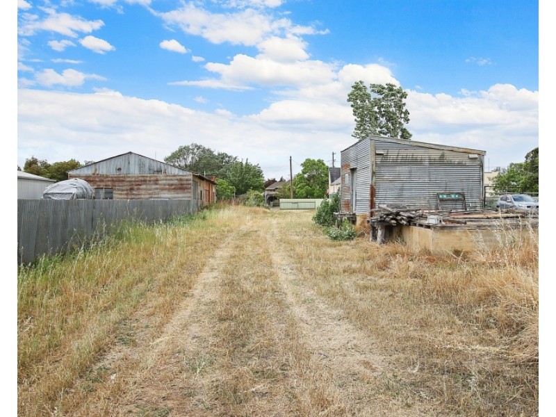 83 Commercial Street, Walla Walla NSW 2659