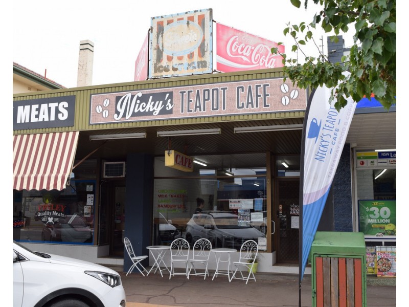 145 Murray Street, Finley NSW 2713