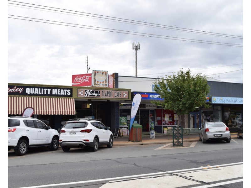 145 Murray Street, Finley NSW 2713