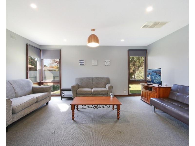 5 Kiama Street, Springdale Heights NSW 2641