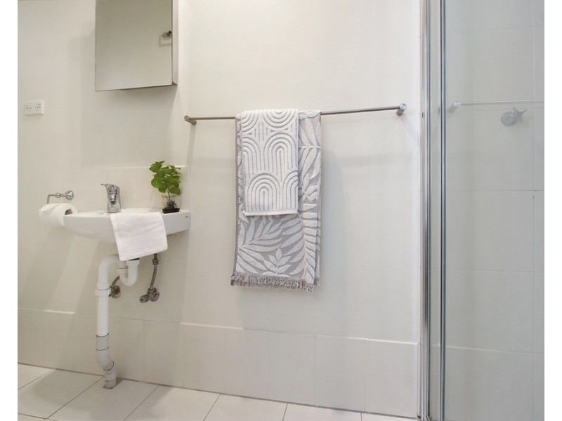 555 Prune Street, Lavington NSW 2641