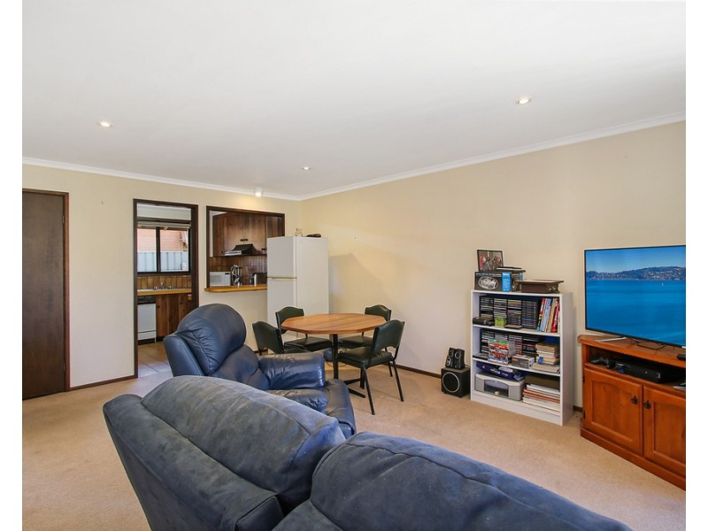 1/653 Ryan Road, Glenroy NSW 2640