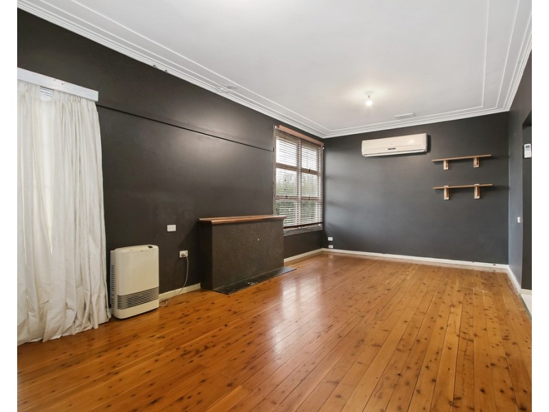 63 Balfour Street, Culcairn NSW 2660