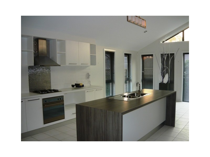 37 and 39 Kurrajong Crescent, Albury NSW 2640
