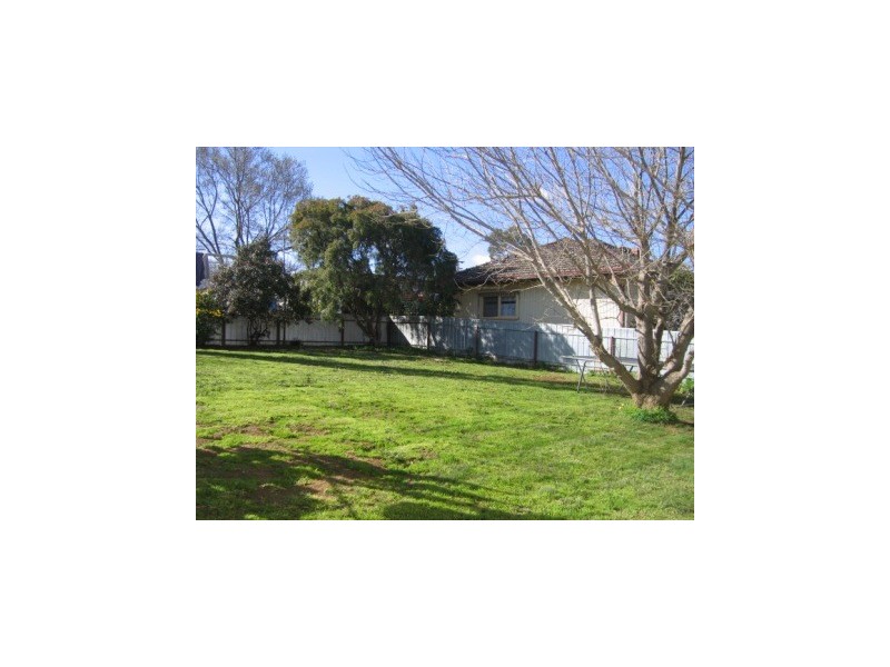 20 Gallipoli Street, Corowa NSW 2646