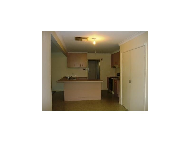 458 McKenzie Street, Lavington NSW 2641