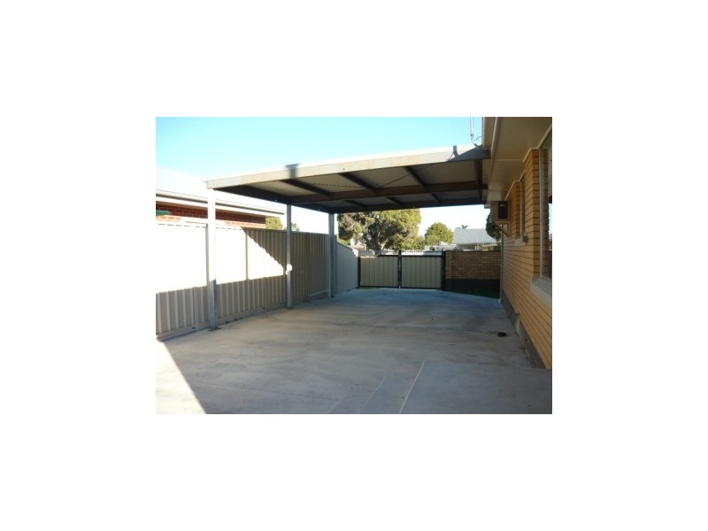 492 Parnall Street, Lavington NSW 2641