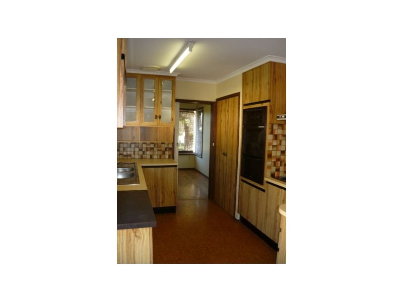 492 Parnall Street, Lavington NSW 2641