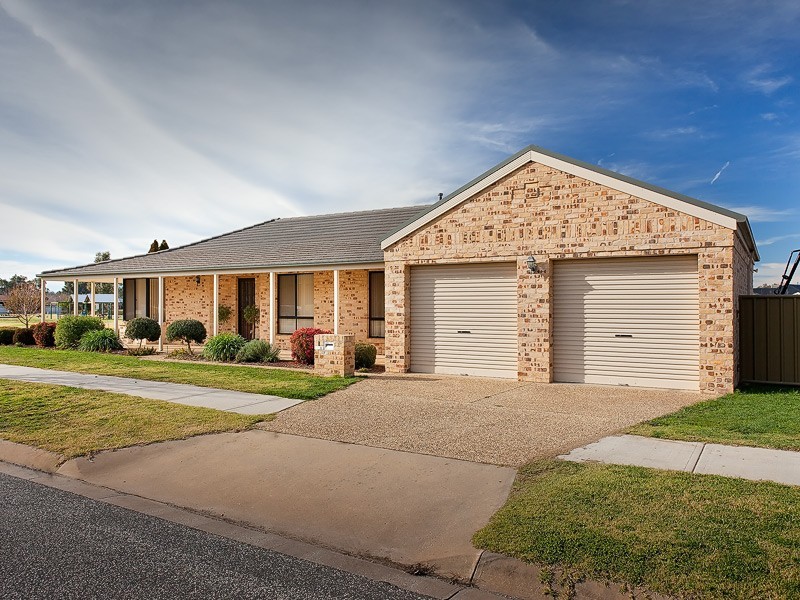 1 Beaus Court, East Albury NSW 2640