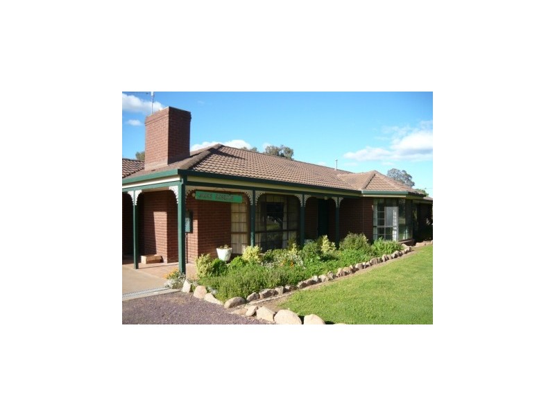 157 Hoddle Street, Howlong NSW 2643