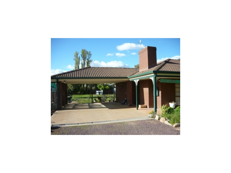 157 Hoddle Street, Howlong NSW 2643