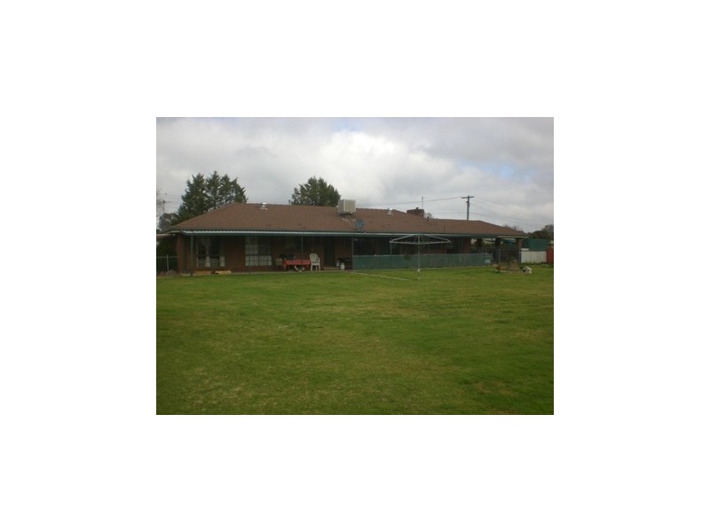 157 Hoddle Street, Howlong NSW 2643