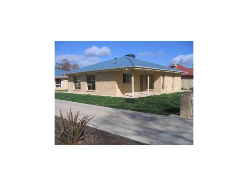 1/4 Albert Street, Corowa NSW 2646