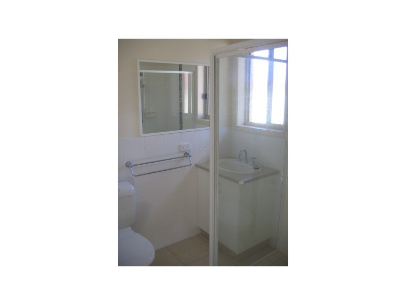 1/4 Albert Street, Corowa NSW 2646