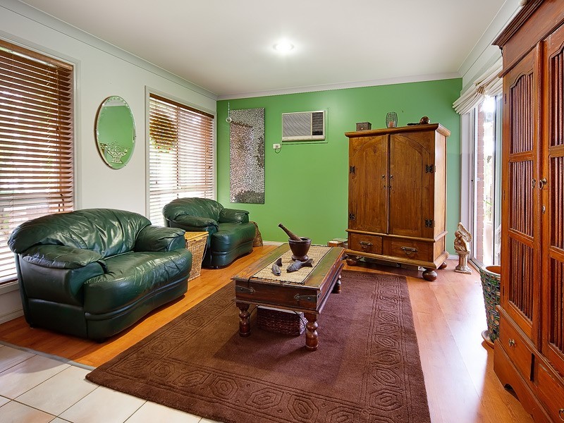 96 Crawshaw Crescent (Norris  Park), Lavington NSW 2641