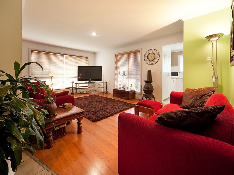 96 Crawshaw Crescent (Norris  Park), Lavington NSW 2641