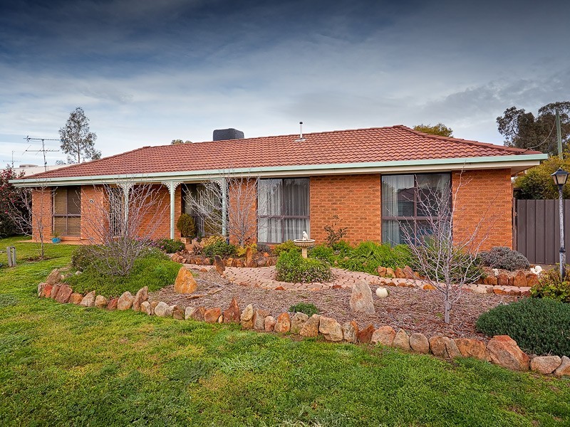 79 Adams Street, Jindera NSW 2642