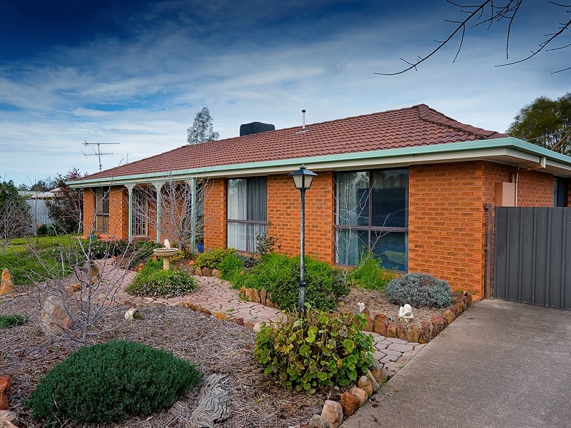 79 Adams Street, Jindera NSW 2642