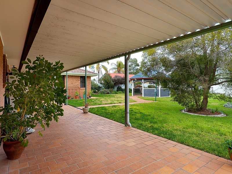 79 Adams Street, Jindera NSW 2642