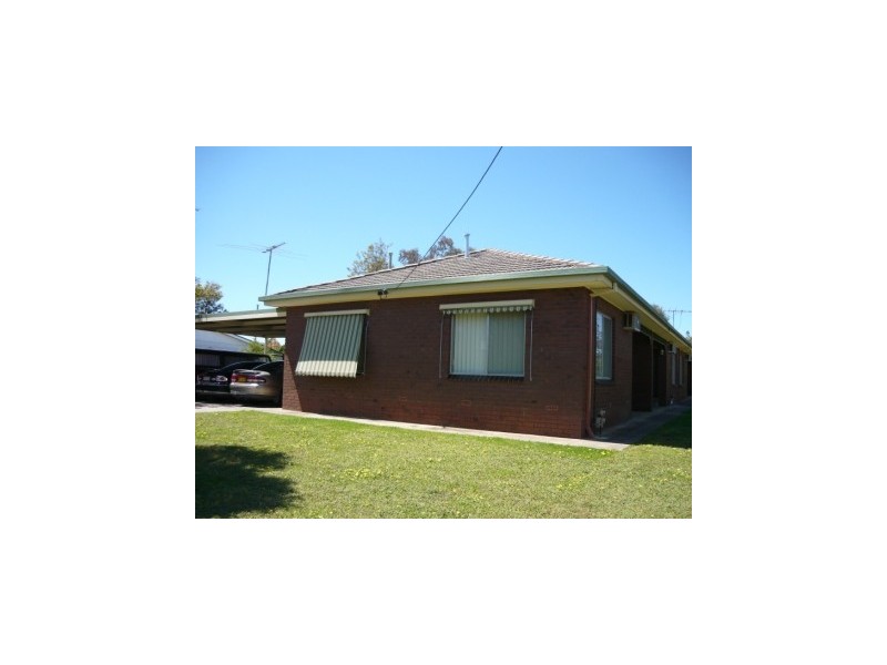 1/326  Eden Street, Lavington NSW 2641