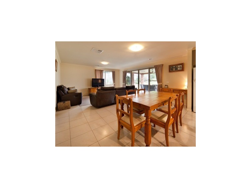11  Belah Court, Thurgoona NSW 2640
