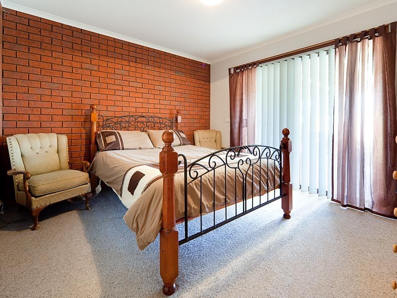 10  Victoria Street, Walla Walla NSW 2659