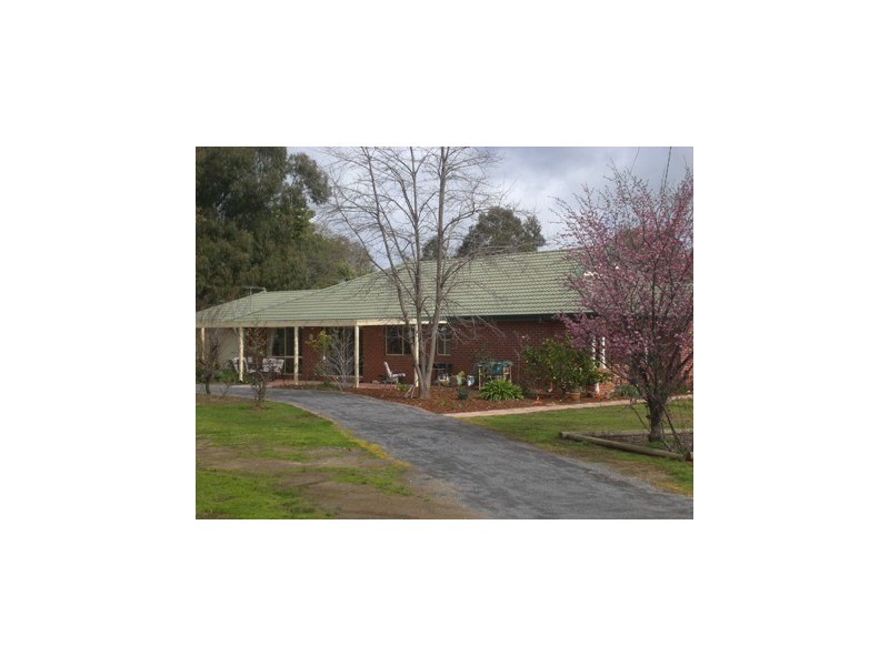 94 Hoddle Street, Howlong NSW 2643