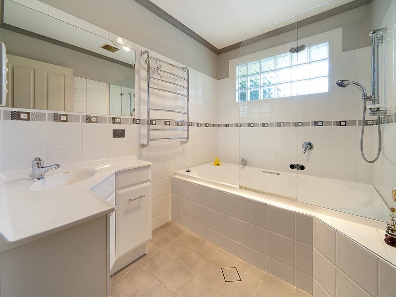 366 Sutherland Street, Lavington NSW 2641