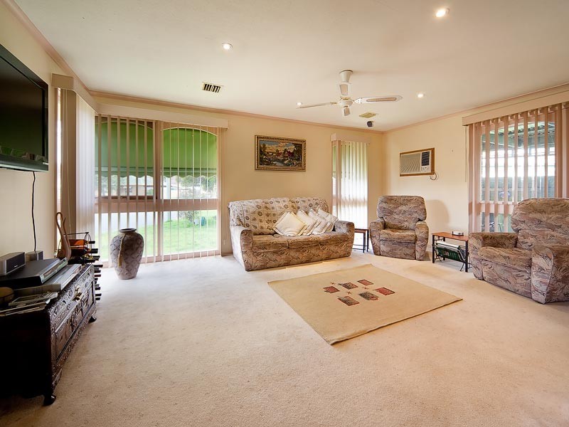 366 Sutherland Street, Lavington NSW 2641