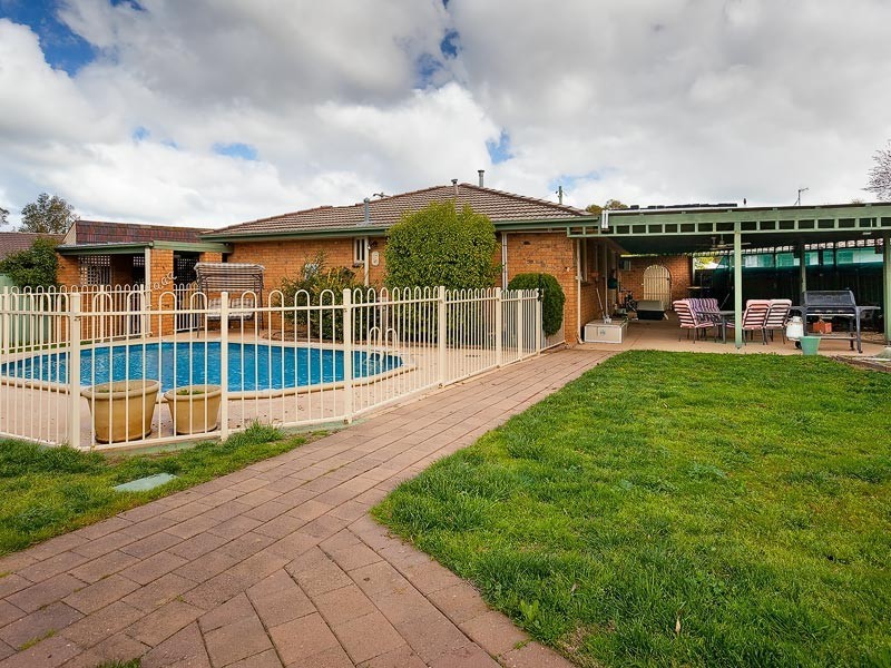 366 Sutherland Street, Lavington NSW 2641