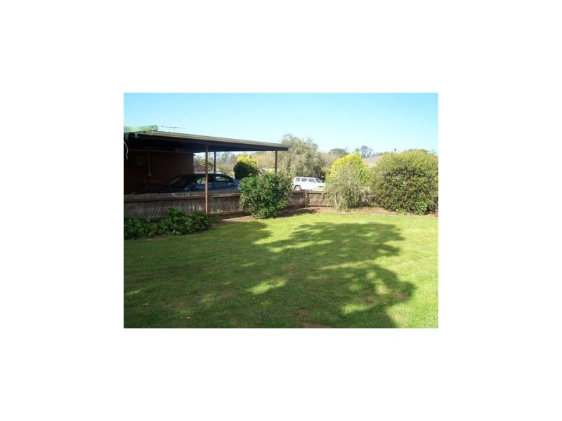 31 Fleming Drive, Corowa NSW 2646