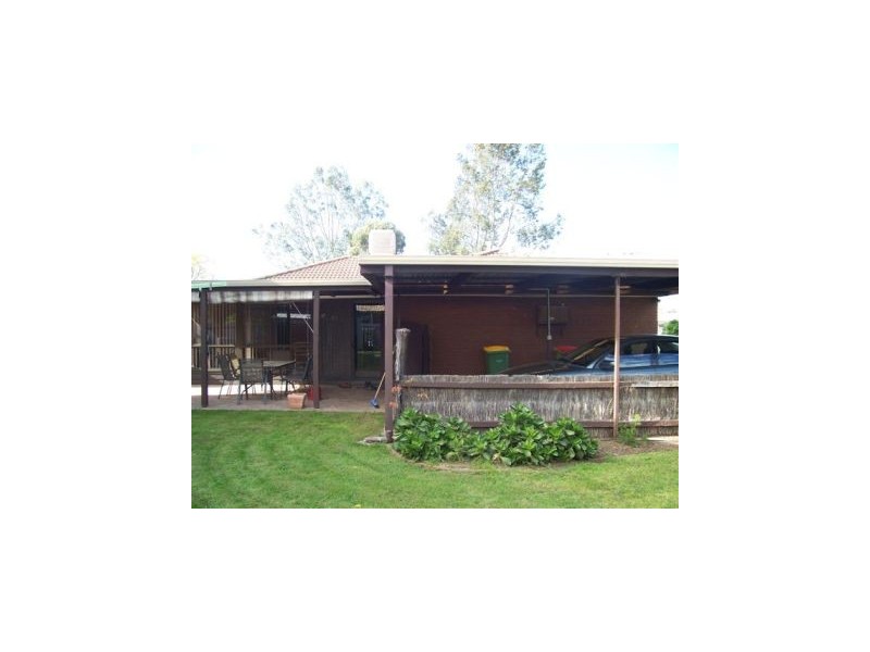 31 Fleming Drive, Corowa NSW 2646