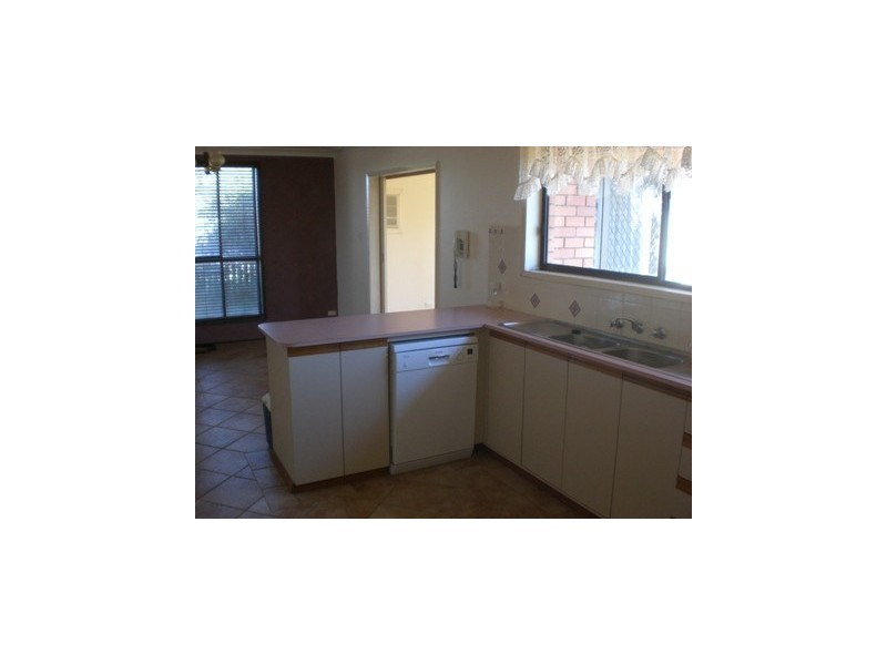 193 Kennedy Street, Howlong NSW 2643