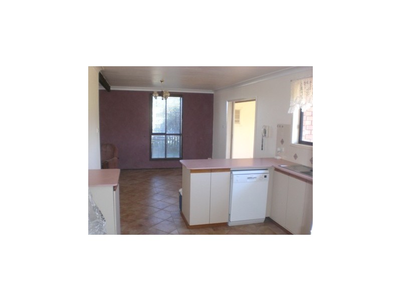 193 Kennedy Street, Howlong NSW 2643