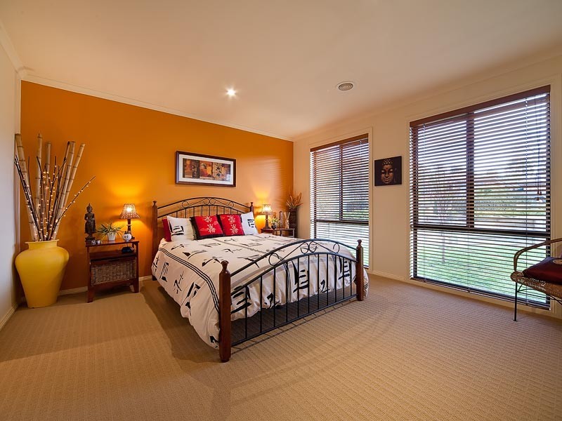 17 Paton Close, Thurgoona NSW 2640