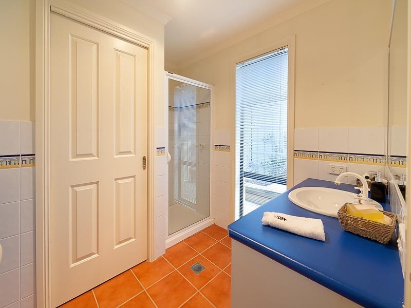 17 Paton Close, Thurgoona NSW 2640