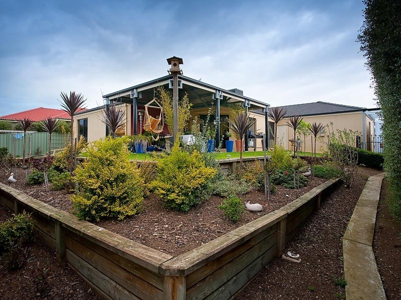 17 Paton Close, Thurgoona NSW 2640