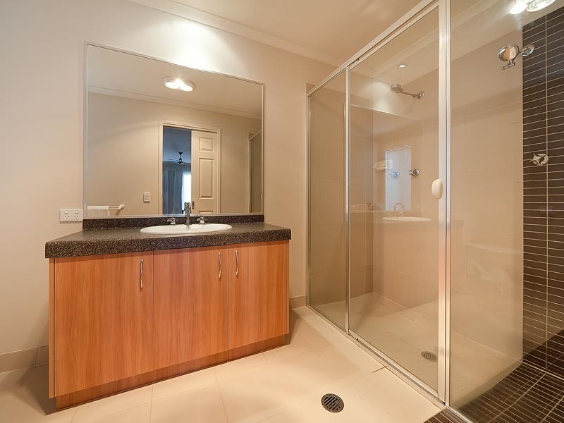 10 Belah Court, Thurgoona NSW 2640