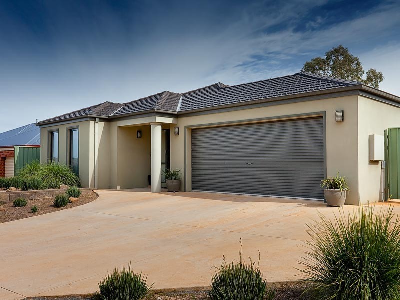 10 Belah Court, Thurgoona NSW 2640