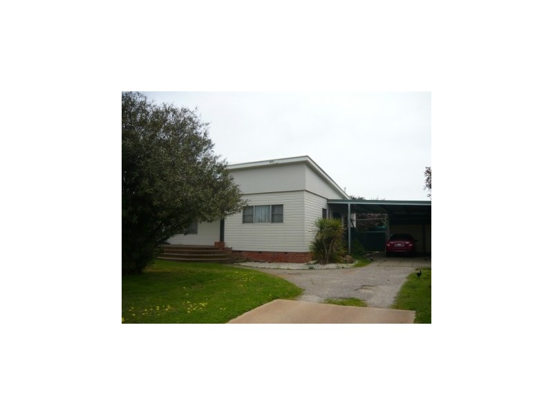 414 Reid Avenue, Lavington NSW 2641