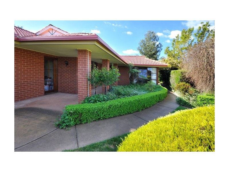 588 Regina Avenue, North Albury NSW 2640