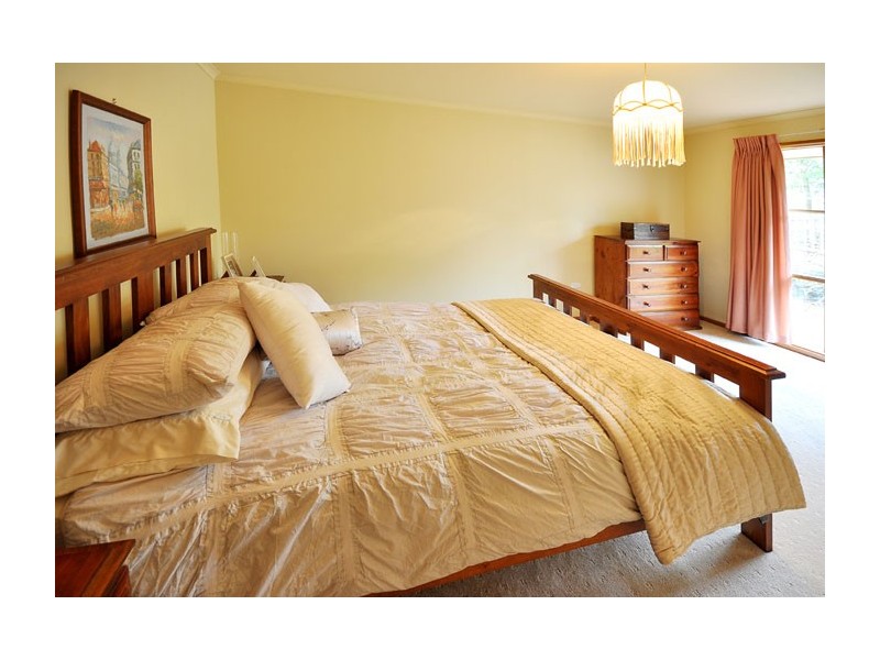 588 Regina Avenue, North Albury NSW 2640