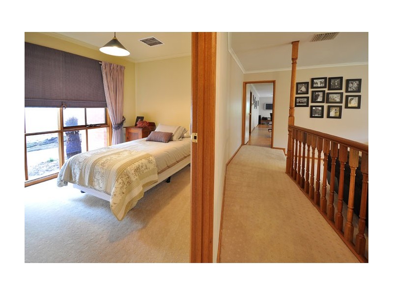588 Regina Avenue, North Albury NSW 2640