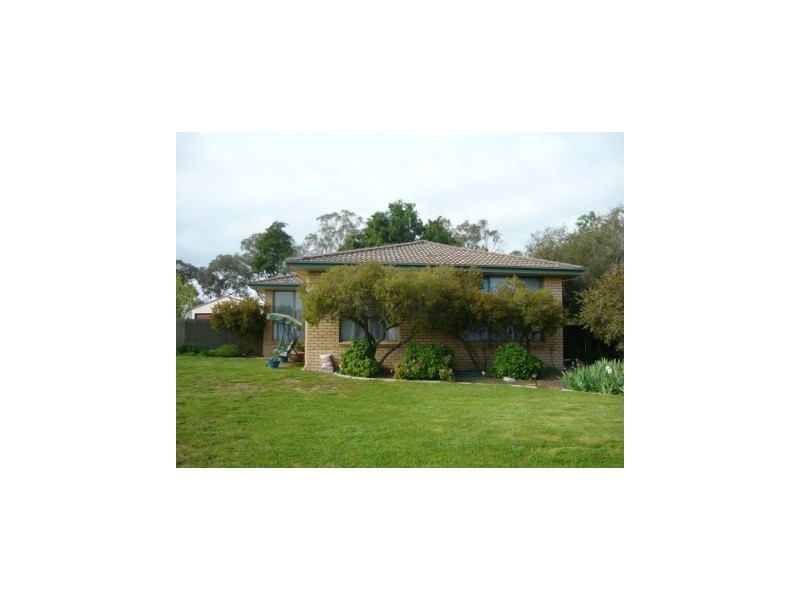 15 Crackenback Street, Thurgoona NSW 2640