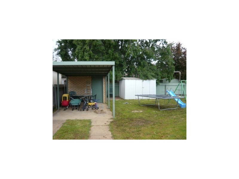 15 Crackenback Street, Thurgoona NSW 2640